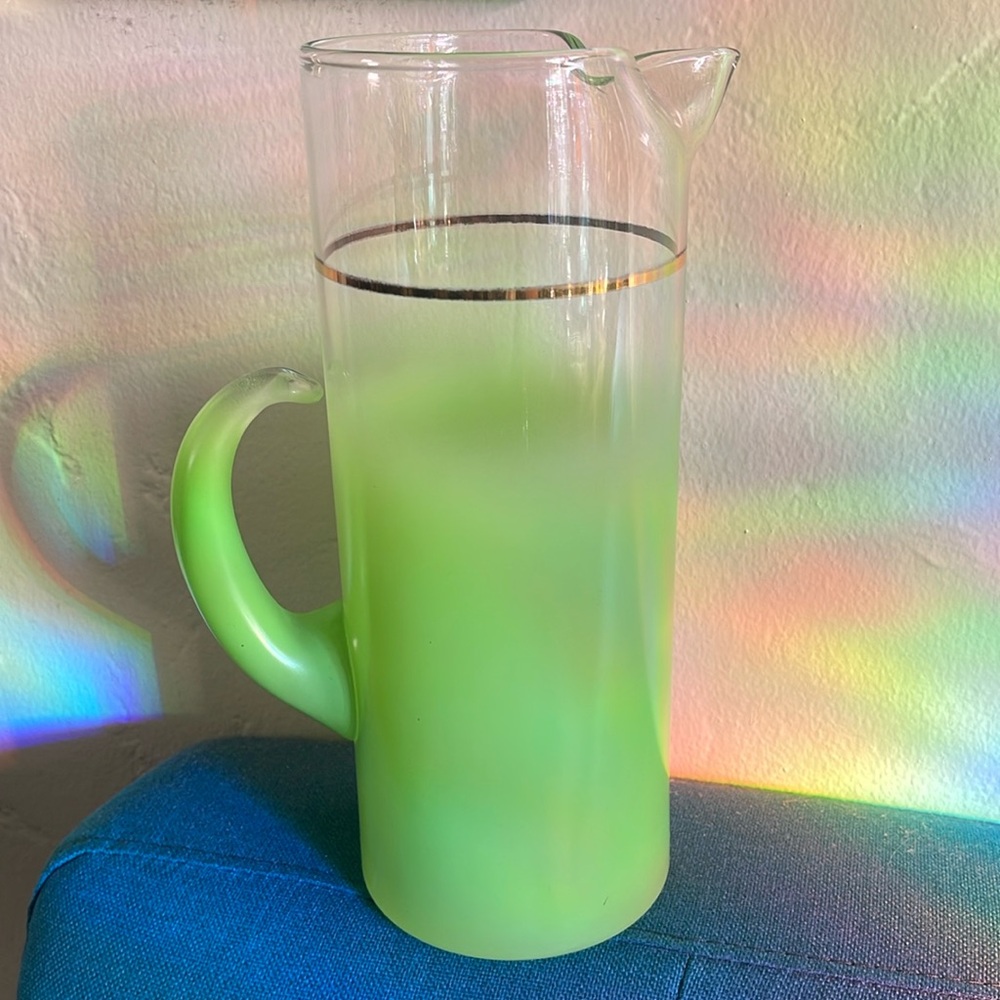 Blendo midcentury lime green ombre pitcher - Picture 6 of 6